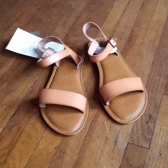 Camel Summer Sandles - Picture 3 of 6